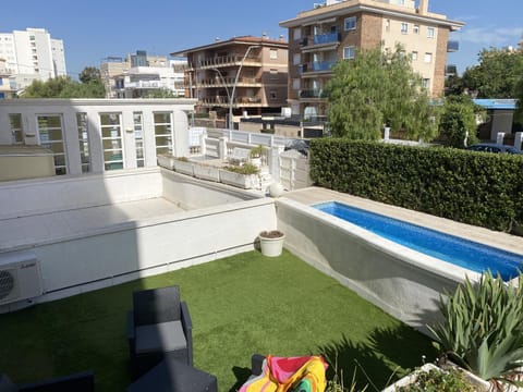 R126 Beachfront Apartment Sant Salvador Apartment in Baix Penedès