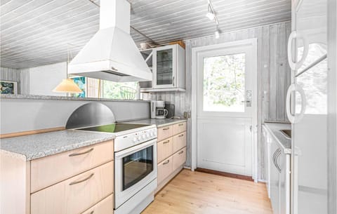 Awesome Home In Aakirkeby With Wifi Casa in Bornholm