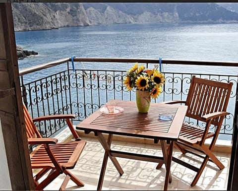 Paradise View Apartment in Asos