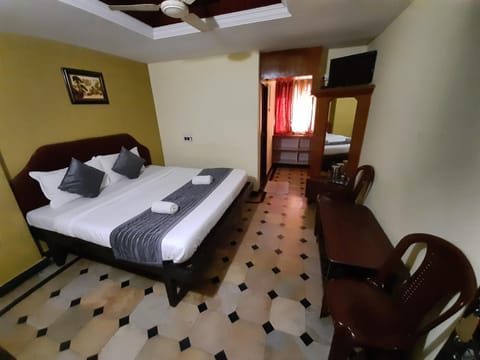 HOTEL CAVERI COMFORT INN Hotel in Madikeri