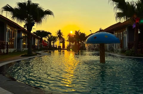 Sea view, Swimming pool