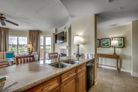 Huge Luxury 2/2 AAA Four Diamond Resort by Luxury Beach Rentals House in Myrtle Beach