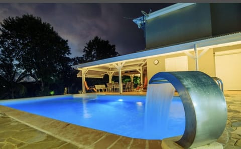 Appartement d'une chambre avec vue sur la ville piscine partagee et terrasse amenagee a Fort de France a 4 km de la plage Condo in Fort-de-France