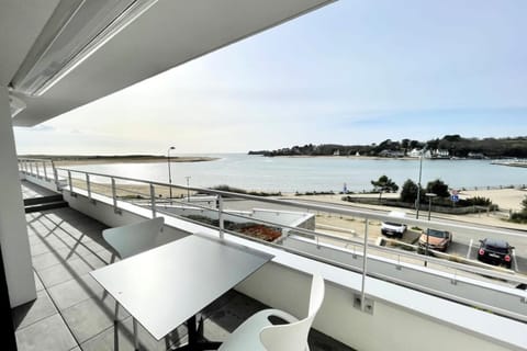 Luxury Haut Standing Vue mer d'exception 360 Apartment in Clohars-Carnoët