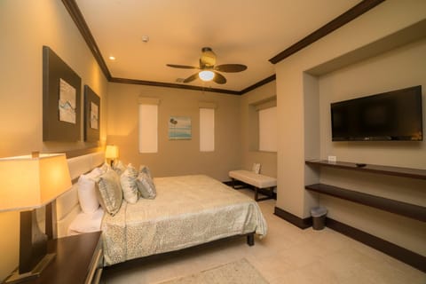 Vista Bahia 3D private plunge pool by Stay in CR Apartment in Herradura