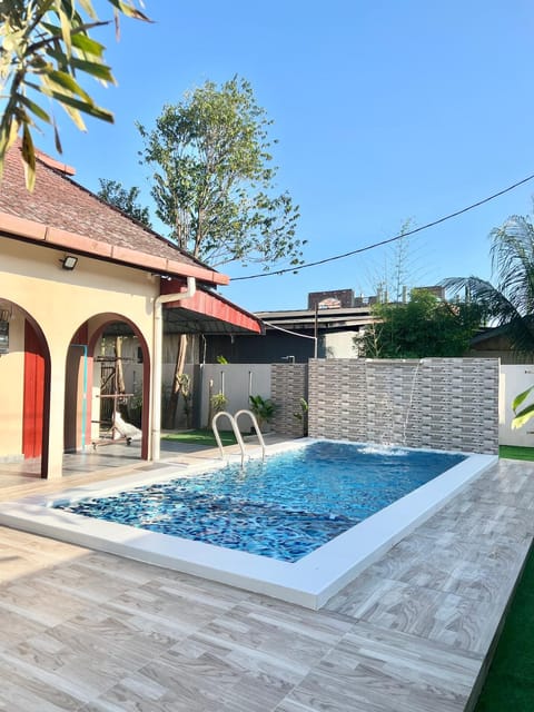 Teratai Homestay Batu Buruk House in Terengganu, Malaysia