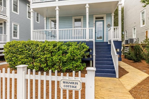 Magnolia Cottage House in Saint Simons Island