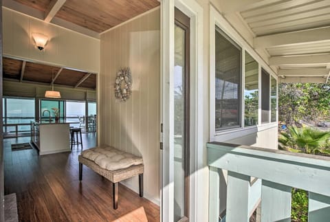 Oceanfront Kona Home with Beach Access and Views! Haus in Holualoa