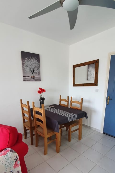 Lovely 1 bedroom apartment in Peyia Hills complex Wohnung in Peyia