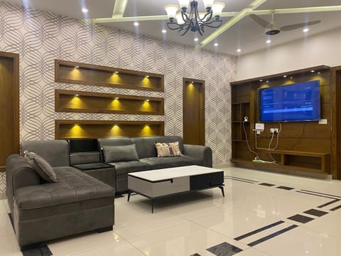 Luxury Guest House in Bahria Town Vacation rental in Islamabad
