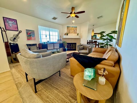 Living room, Seating area, fireplace