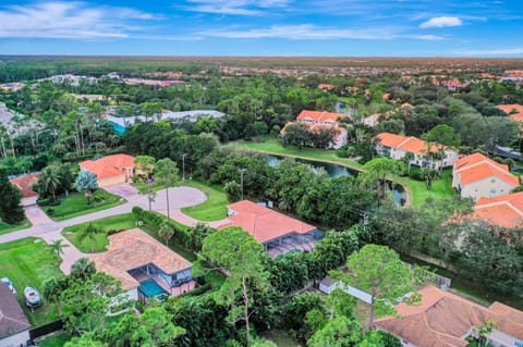 Pool Paradise House in Collier County