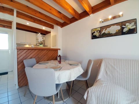 Maison 3 pièces avec terrasse à 200m de la plage du Men Du - Carnac - FR-1-477-104 Villa in Carnac