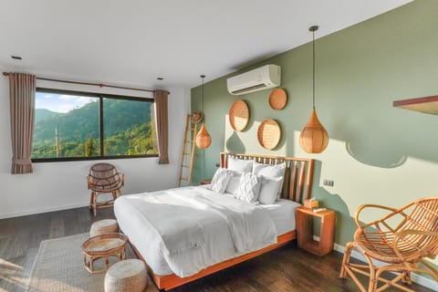 Bed, Bedroom, Mountain view