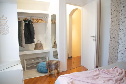 Casa Zeda - WelcHome Apartment in Intra