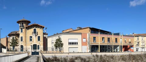 Property building, Street view