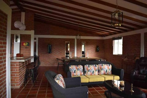 Agradable casa de campo/ finca en el Carmen Valle House in Valle del Cauca