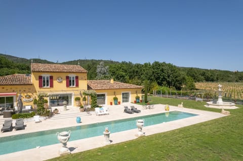 Villa Florentina - 550m2, 5 Chambres - Golfe De Saint-Tropez Villa in Grimaud
