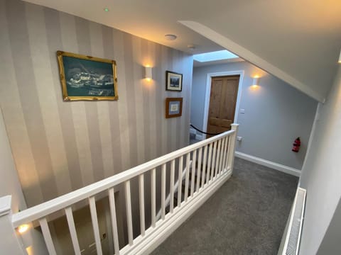 East Llanteg Guest House Bed and Breakfast in Amroth