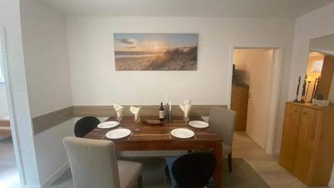 2 Zimmer Apartment, Küche u Terrasse in Freiburg Apartment in Freiburg