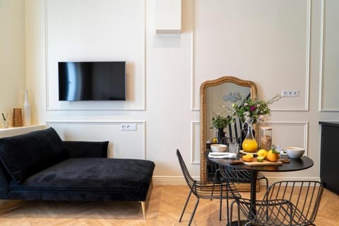 Suite Medici Apartment in Lyon