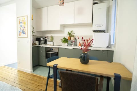 Comfortable apartment near Paris4min from metro13 Apartment in Montrouge