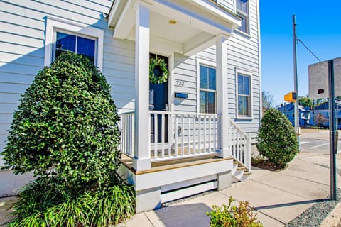 Savannah Price Place House in Savannah