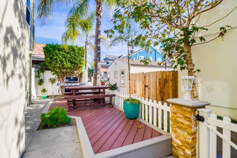 Tangiers Paradise House in Mission Beach