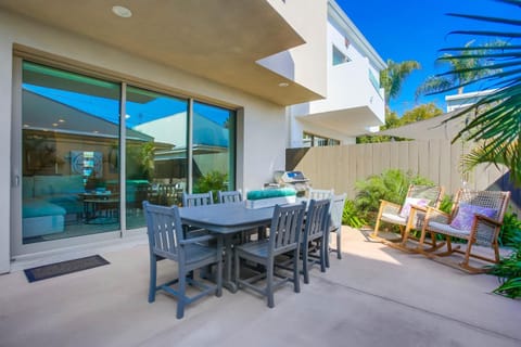 Opal Oasis House in Pacific Beach