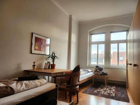 4 Raum Wohnung mit Balkon auf 120sqm in Top Lage Apartment in Dresden-Neustadt