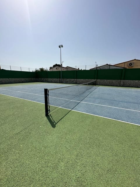 VILLA PALMERA - tennis privé Villa in L'Escala