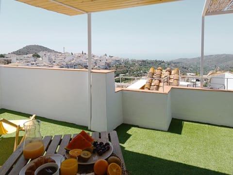 Las Pizarrillas: tu hogar en este blanco pueblo House in Frigiliana