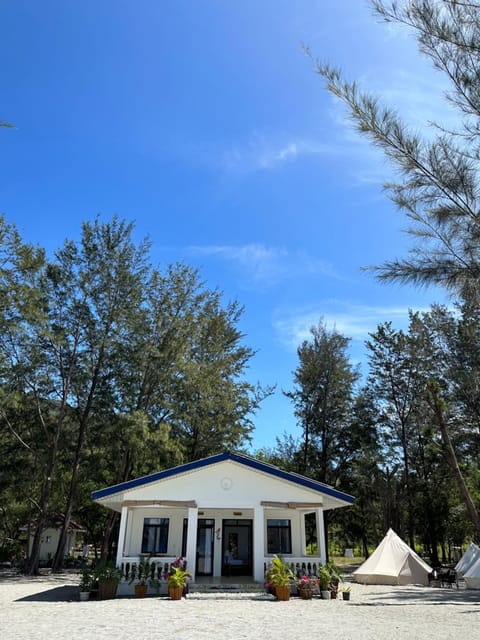 La Cala Beach House at Puerto Silanguin Campground/ 
RV Resort in Subic