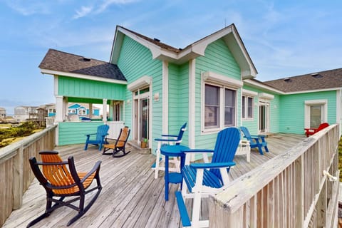 Sea Glass Dreams 711 Maison in Hatteras Island