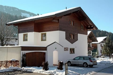 "Haus 60" Cavagan Heather Apartment in Ellmau