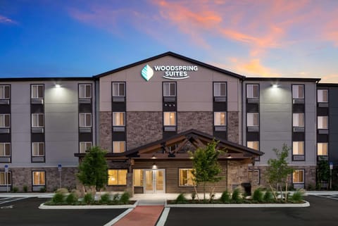 WoodSpring Suites Orlando I-4 & Convention Center Hotel in Doctor Phillips