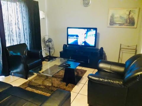 Two Bedrooms at CASA MIA-Katode Street-in ANKAZIMIA HOUSE Copropriété in Roodepoort