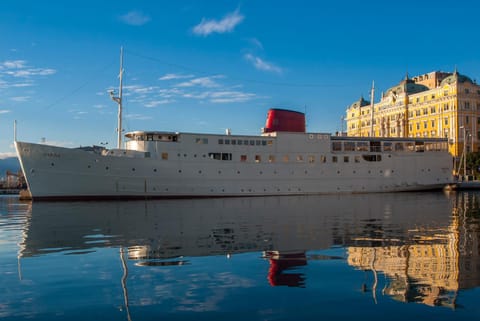 Botel Marina Hostel in Rijeka