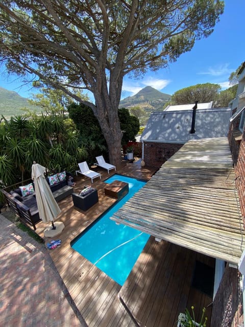 Natural landscape, Balcony/Terrace, Mountain view, Pool view, Swimming pool, sunbed
