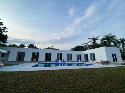 Casa Blanca Girardot Melgar Villa in Cundinamarca, Colombia