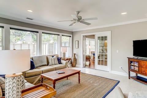 Fox Pond Drive House in Sullivans Island