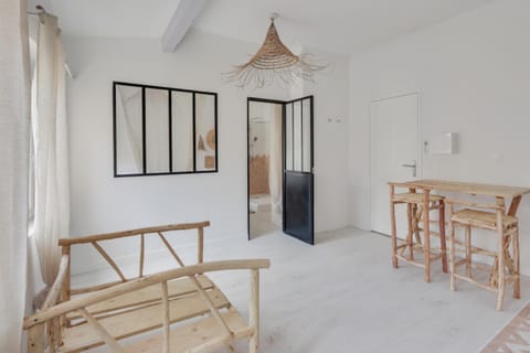 #LaFrenchCasa Belsunce Apartment in Marseille