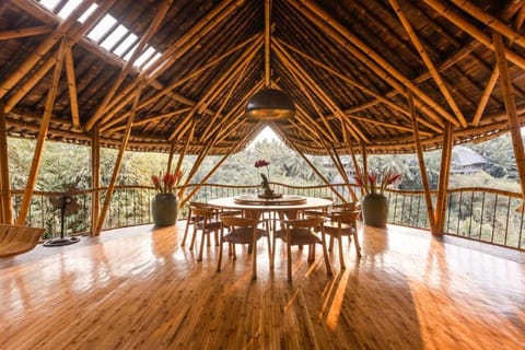 Sharma Springs 5 bds Luxurious Bamboo Mansion Pool Villa in Abiansemal