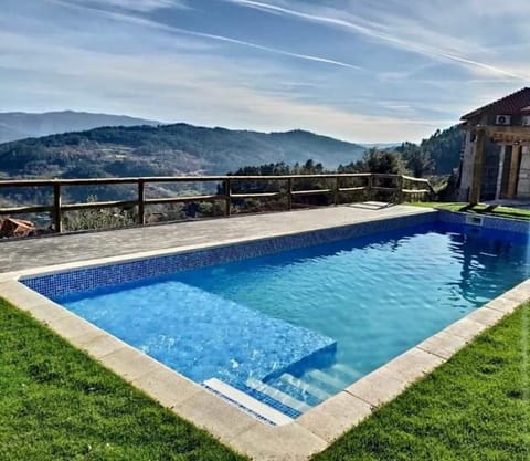 Natural landscape, Mountain view, Pool view, Swimming pool, sunbed