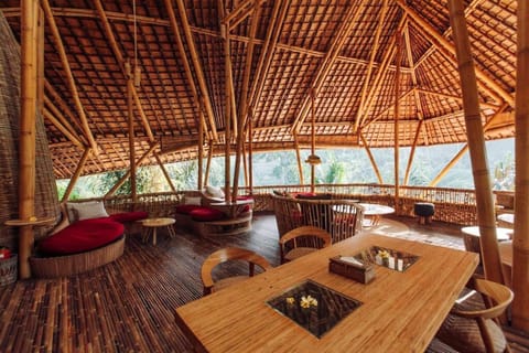 Temple House 3bds Eco Bamboo House Pool River View Chalet in Abiansemal
