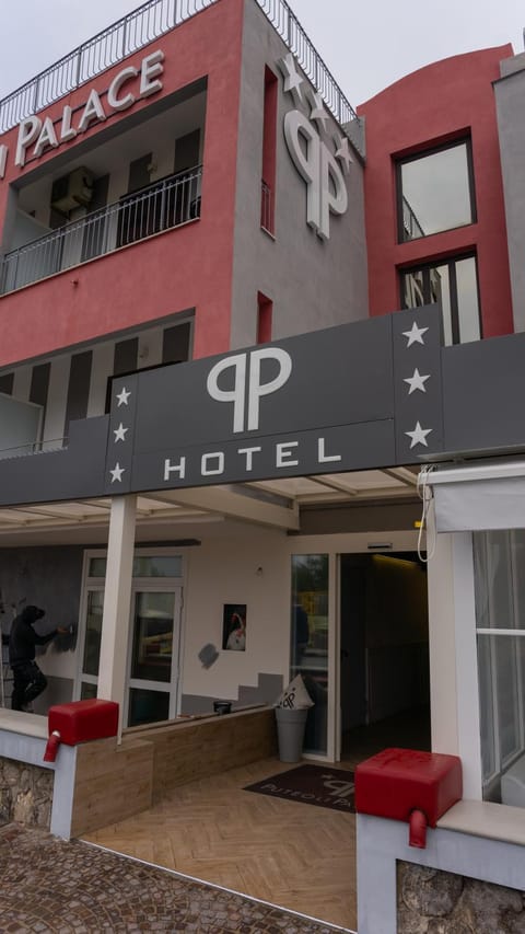 Puteoli Palace Hotel Hotel in Pozzuoli