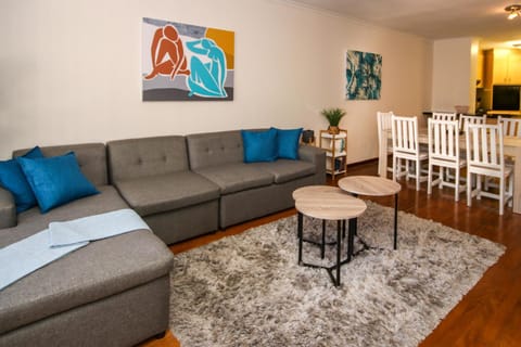 Lounge or bar, Seating area