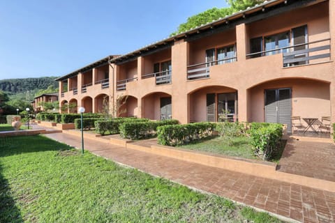 Property building, Garden, View (from property/room), Garden view