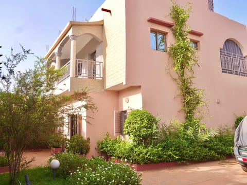 Appartement et Chambres Apartment hotel in Guinea