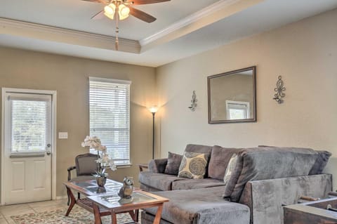 San Antonio Abode Near Golf, Shops and Dining! House in San Antonio